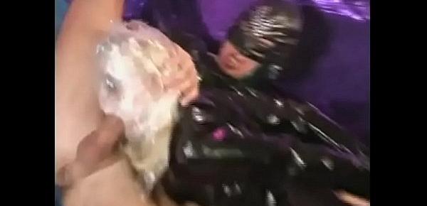  Extreme blowjob for latex fetishists